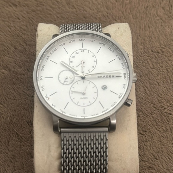 Skagen Other - Skagen ladies stainless steel boyfriend watch